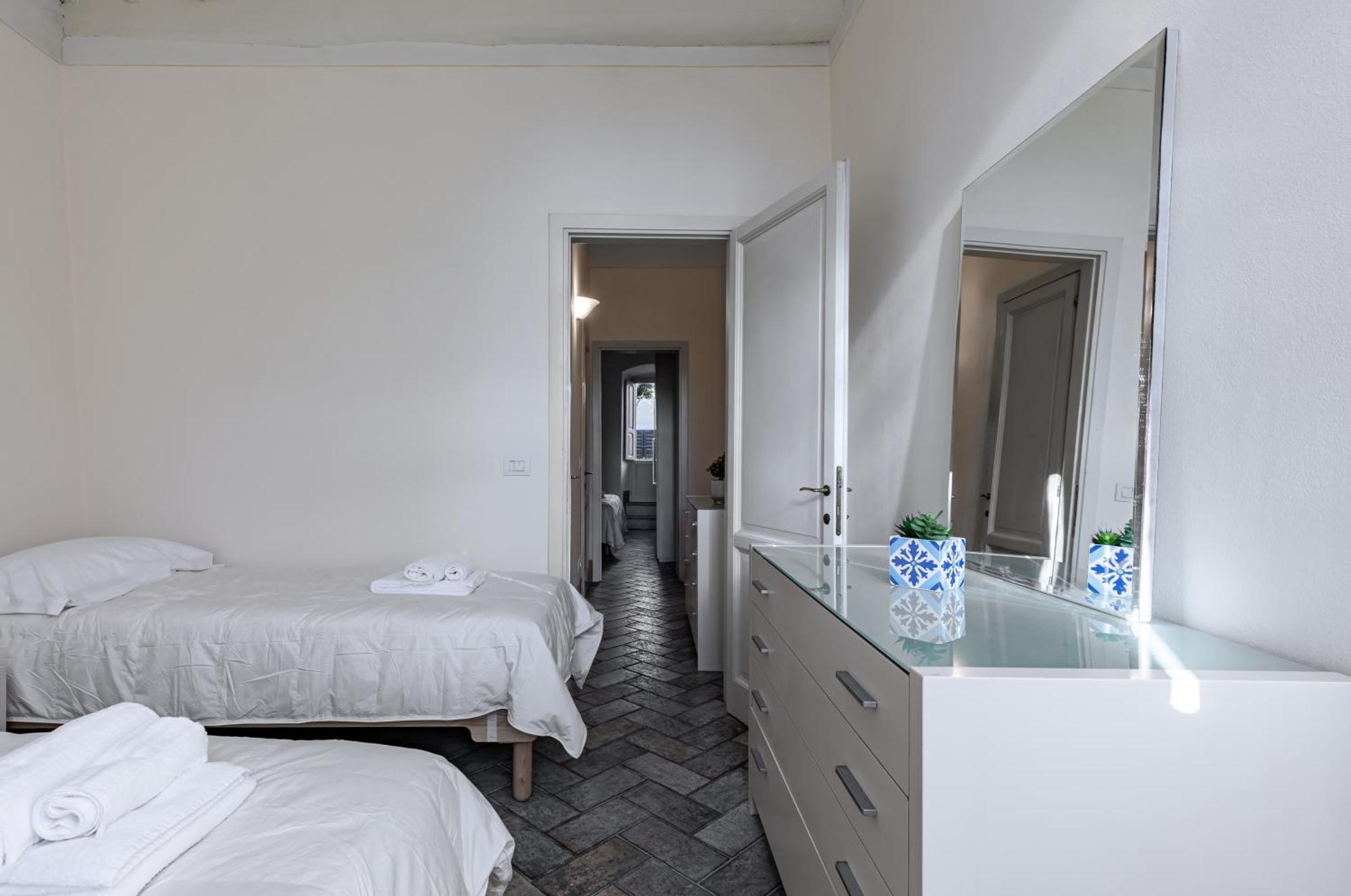 Urban Oasis: Central Apartment With Garden Perugia Exterior photo